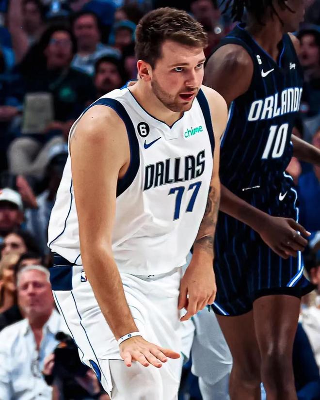 体育西甲：巴塞罗那1-0赫罗纳 六分领跑